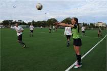 Hockey-voetbal match groot succes